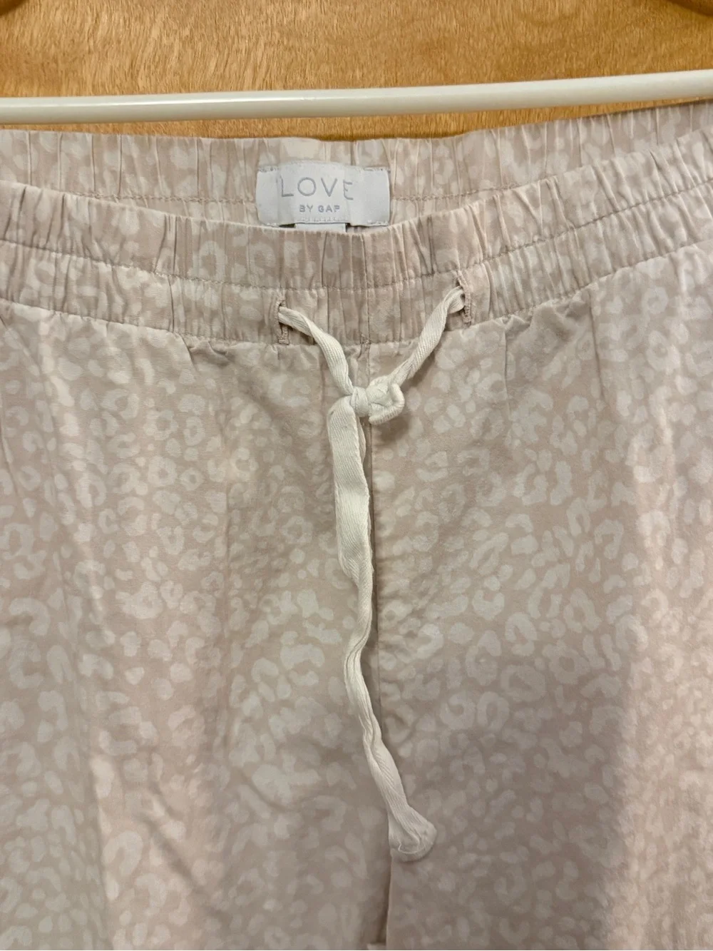 LOVE by Gap Light Beige Drawstring Pajamas women size small